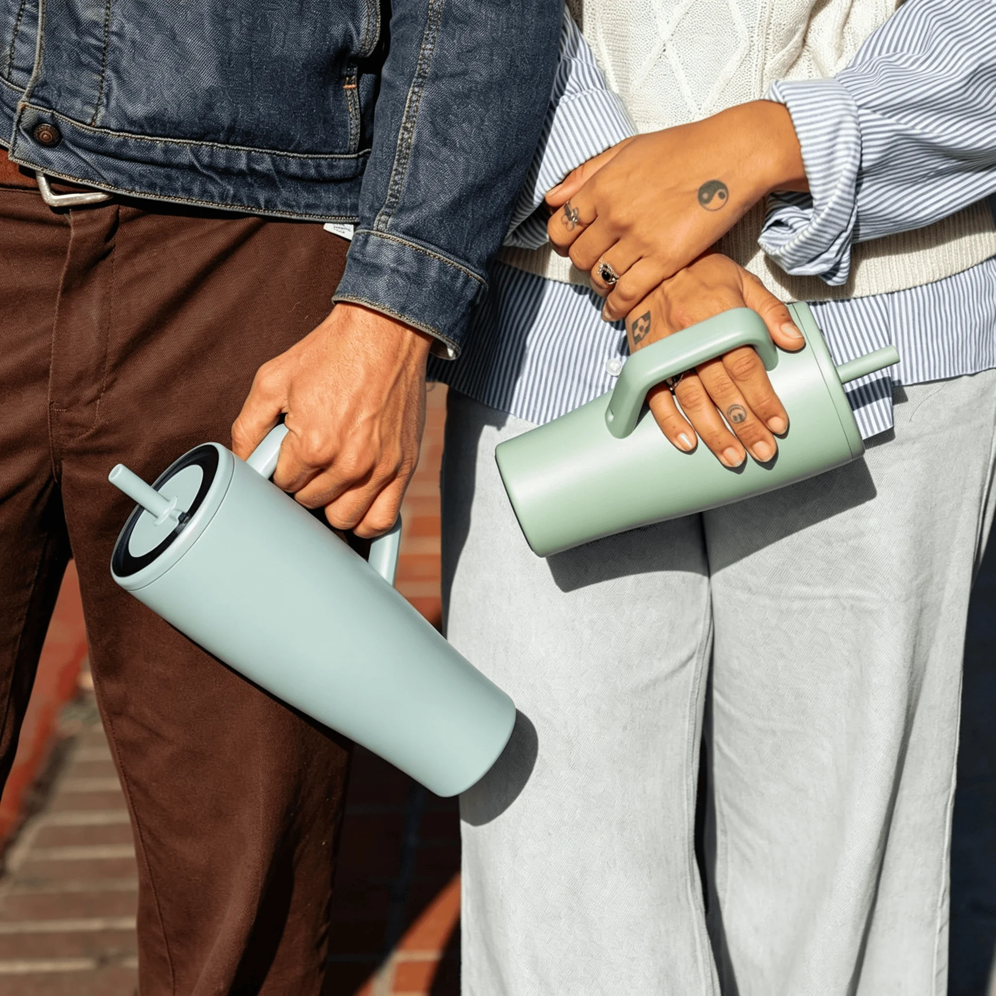 40 oz Insulated Tumbler, Handle & Straw Lid, Double‑Wall. - Image 1
